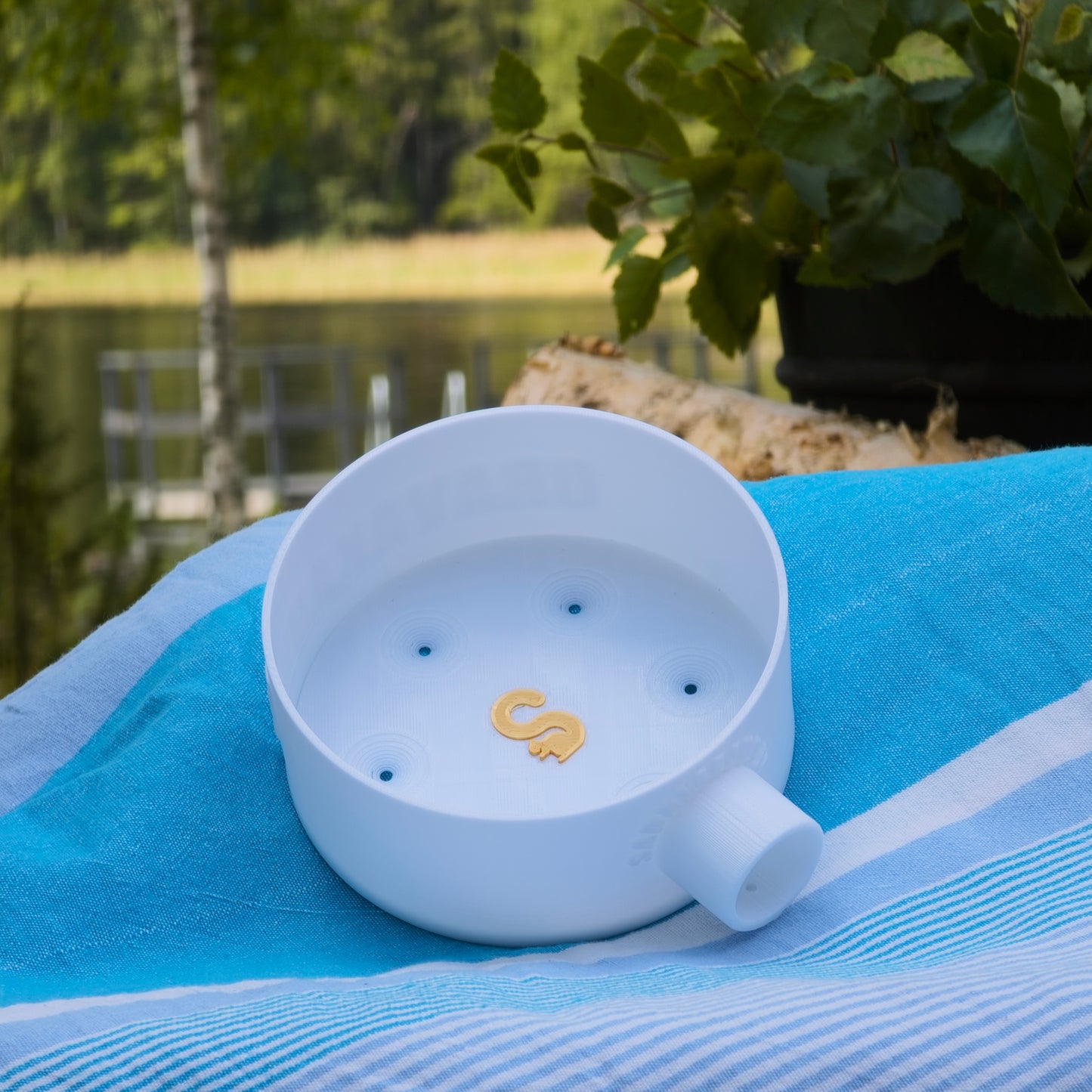 オラヴァラドル(ロウリュ用柄杓、ラージ、ホワイト)6穴の交換用ベース付き